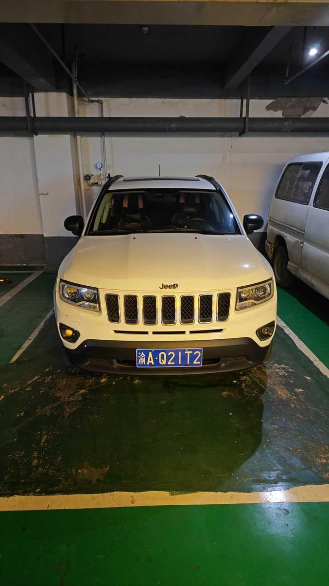 Jeep Jeep Compass в цвете и кузовом – это идеальный выбор среди китайских автомобилей. Доступная цена и надежность гарантированы.