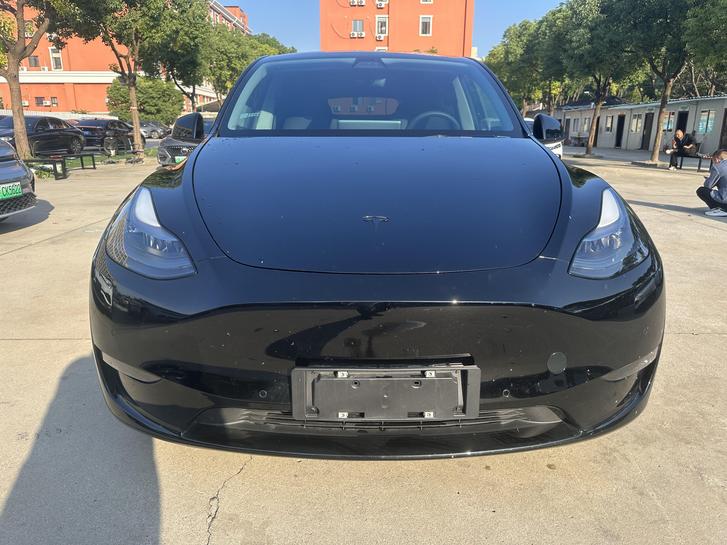 Tesla Tesla Model Y в цвете и кузовом – это идеальный выбор среди китайских автомобилей. Доступная цена и надежность гарантированы.