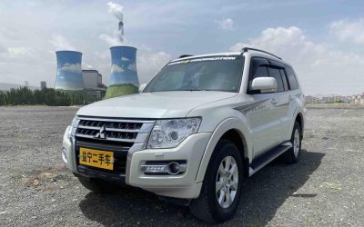 r1023486-mitsubishi-pajero-2017_0