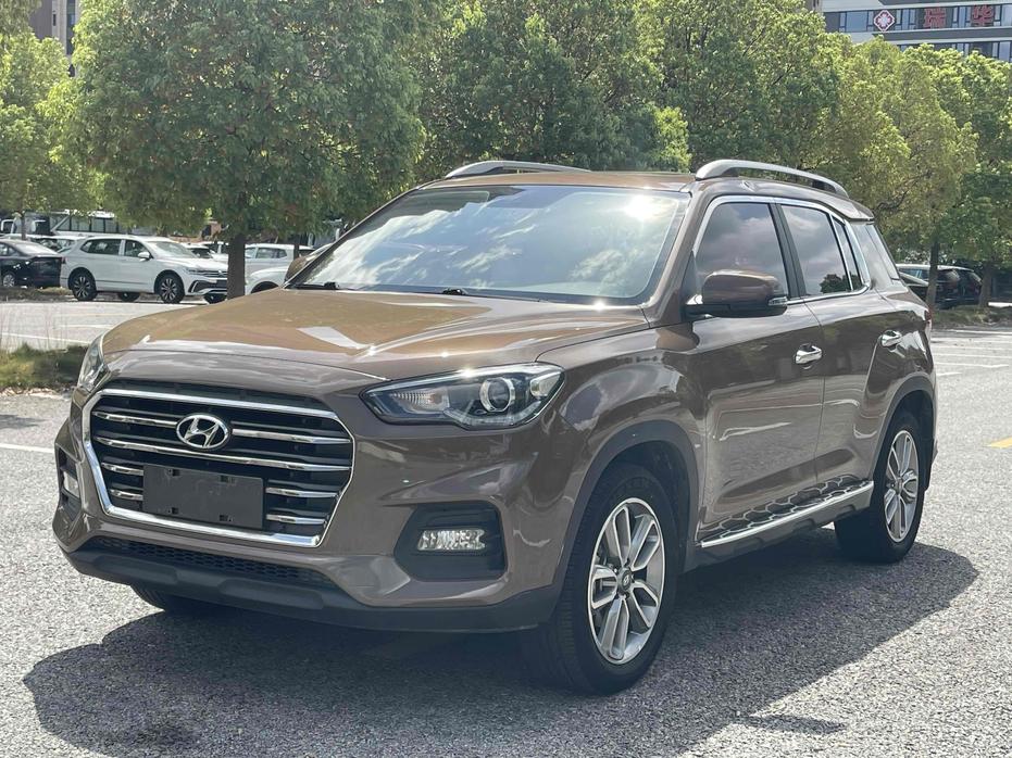 Hyundai Hyundai ix35 в цвете и кузовом – это идеальный выбор среди китайских автомобилей. Доступная цена и надежность гарантированы.
