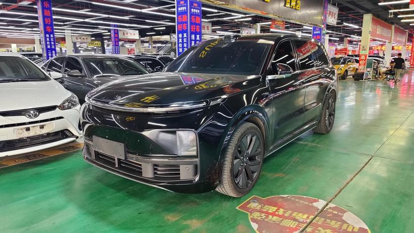 Li Auto LI L9 в цвете и кузовом – это идеальный выбор среди китайских автомобилей. Доступная цена и надежность гарантированы.