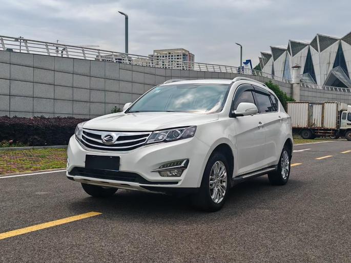 Land wind Landwind X5 в цвете и кузовом – это идеальный выбор среди китайских автомобилей. Доступная цена и надежность гарантированы.