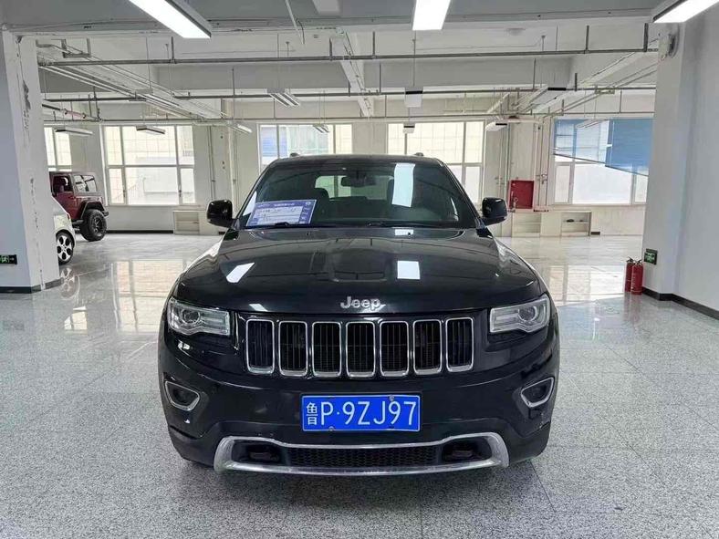 r1023629-jeep-compass-2015_0