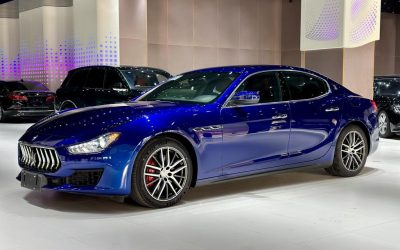 Audi Audi A8 в цвете и кузовом – это идеальный выбор среди китайских автомобилей. Доступная цена и надежность гарантированы.