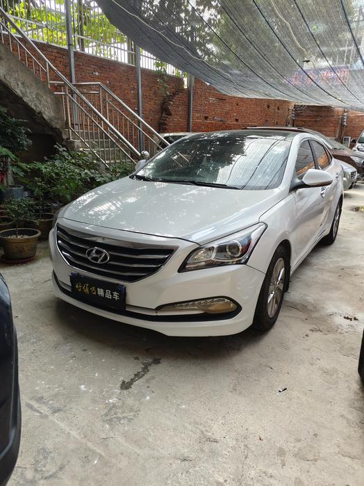 r1023774-hyundai-mistra-2015_0