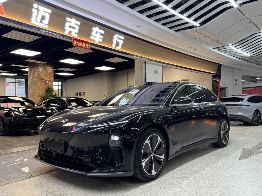 NIO NIO ET5T в цвете и кузовом – это идеальный выбор среди китайских автомобилей. Доступная цена и надежность гарантированы.