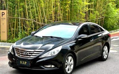 Hyundai Hyundai Elantra в цвете и кузовом – это идеальный выбор среди китайских автомобилей. Доступная цена и надежность гарантированы.