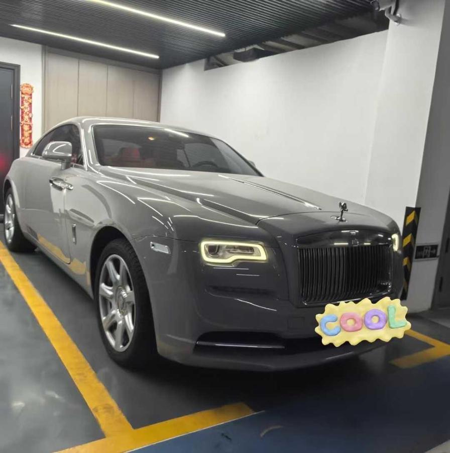 Rolls-Royce Rolls-Royce Wraith в цвете и кузовом – это идеальный выбор среди китайских автомобилей. Доступная цена и надежность гарантированы.