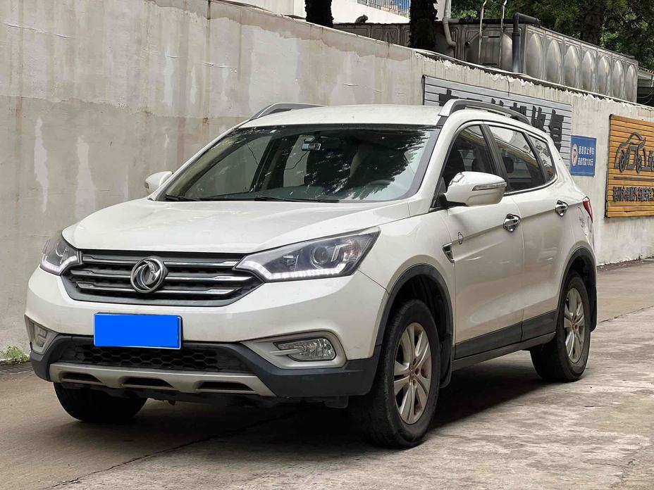 r1023920-dongfeng-aeolus-ax7-2015_0