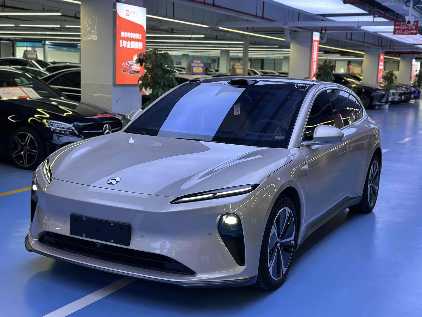 NIO NIO ET5T в цвете и кузовом – это идеальный выбор среди китайских автомобилей. Доступная цена и надежность гарантированы.
