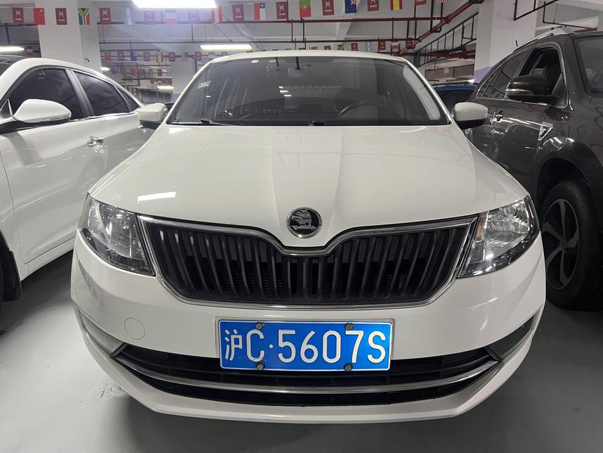 r1023958-skoda-rapid-spaceback-2018_0