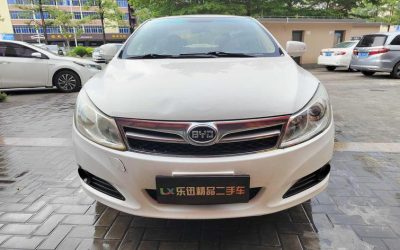 BYD BYD Seal 05 DM-i в цвете и кузовом – это идеальный выбор среди китайских автомобилей. Доступная цена и надежность гарантированы.