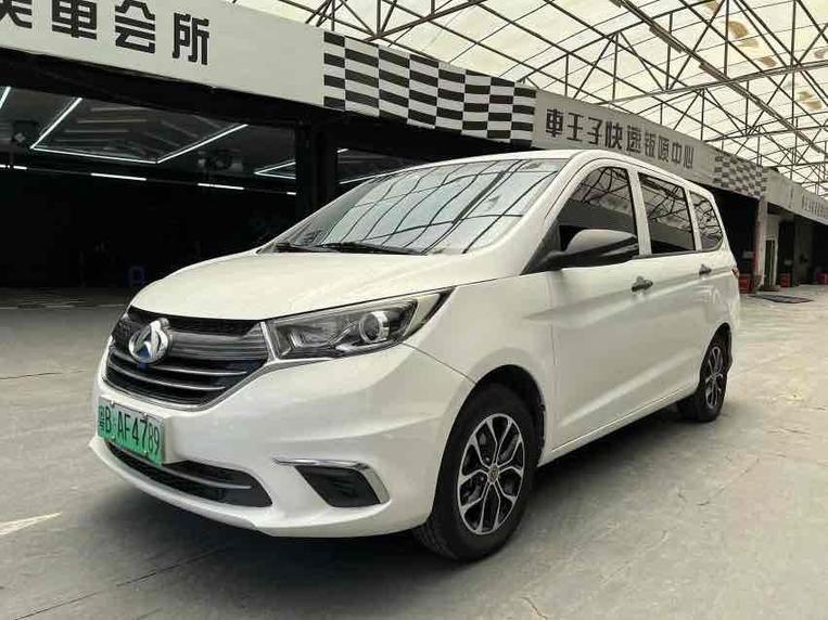 Changan Kaicene Changan Kaicheng Oshan A600 в цвете и кузовом – это идеальный выбор среди китайских автомобилей. Доступная цена и надежность гарантированы.
