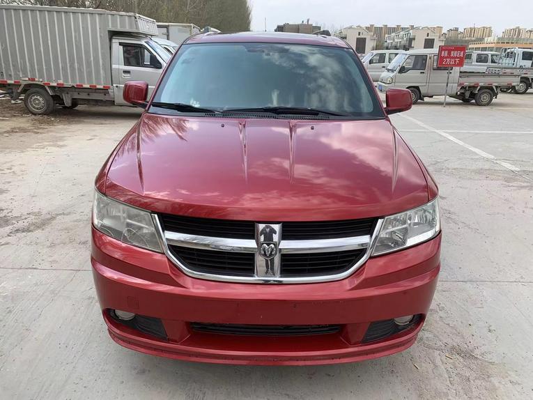 Dodge Dodge Journey в цвете и кузовом – это идеальный выбор среди китайских автомобилей. Доступная цена и надежность гарантированы.