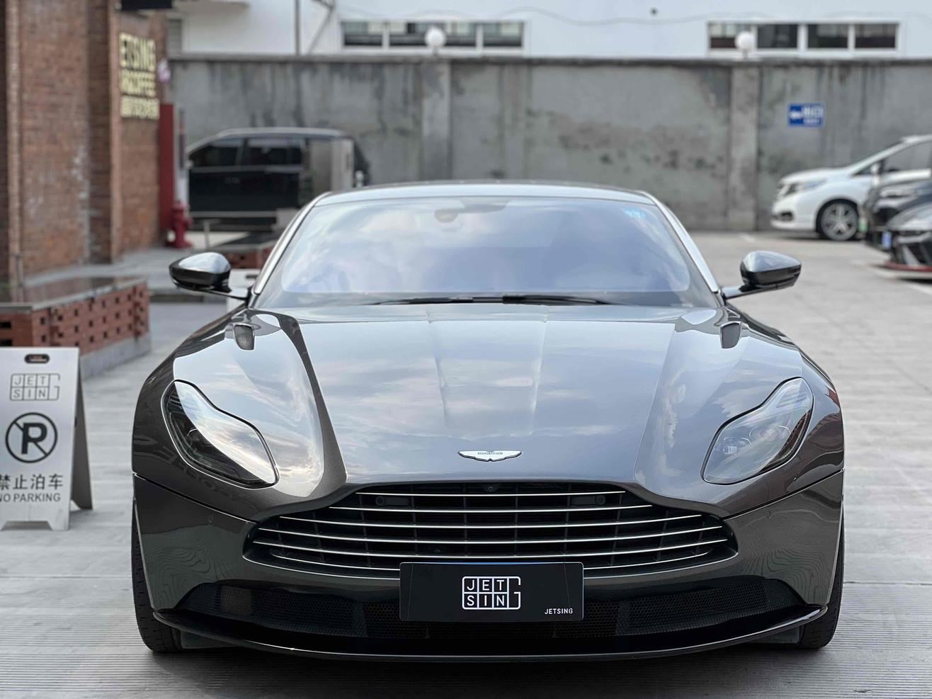 r1024069-aston-martin-db11-2018_0