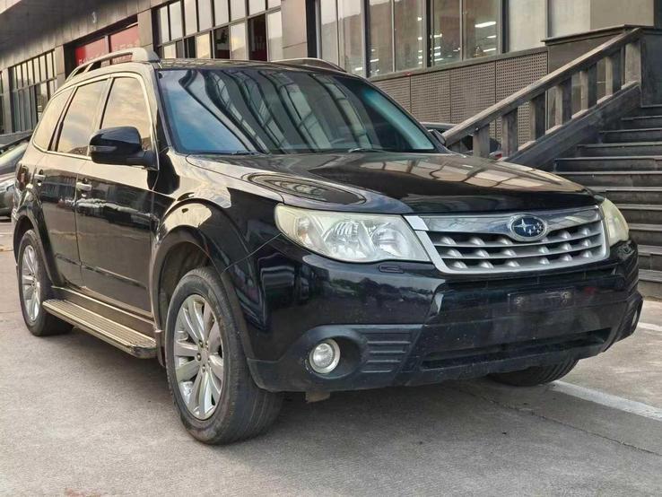 Subaru Subaru Forester в цвете и кузовом – это идеальный выбор среди китайских автомобилей. Доступная цена и надежность гарантированы.