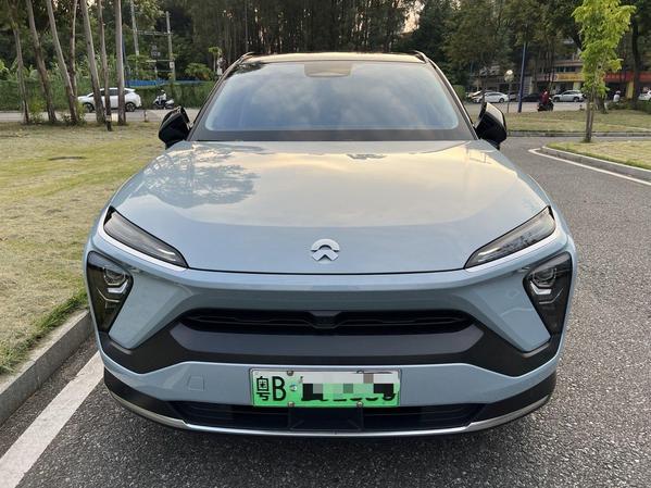 NIO NIO ES6 в цвете и кузовом – это идеальный выбор среди китайских автомобилей. Доступная цена и надежность гарантированы.