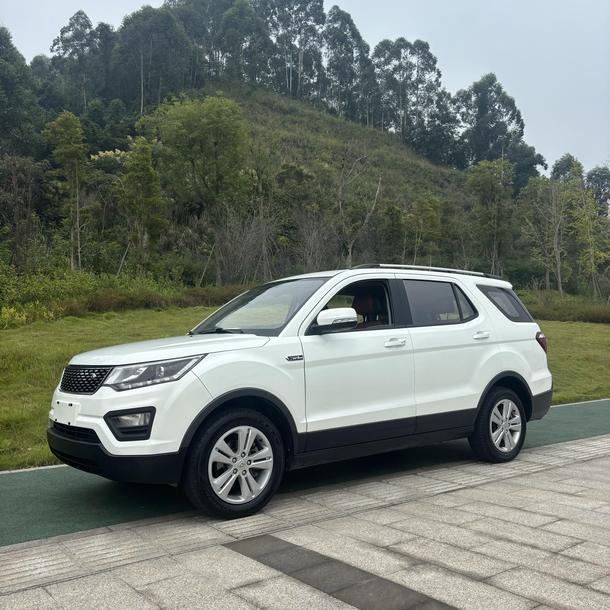 Changan Oshan Changan Oshan CX70 в цвете и кузовом – это идеальный выбор среди китайских автомобилей. Доступная цена и надежность гарантированы.