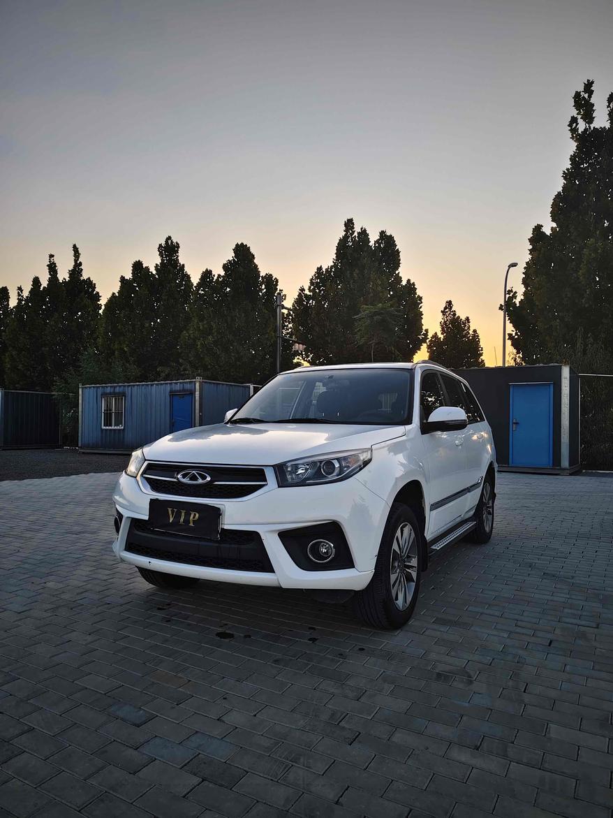 Chery Chery Tiggo 3 в цвете и кузовом – это идеальный выбор среди китайских автомобилей. Доступная цена и надежность гарантированы.