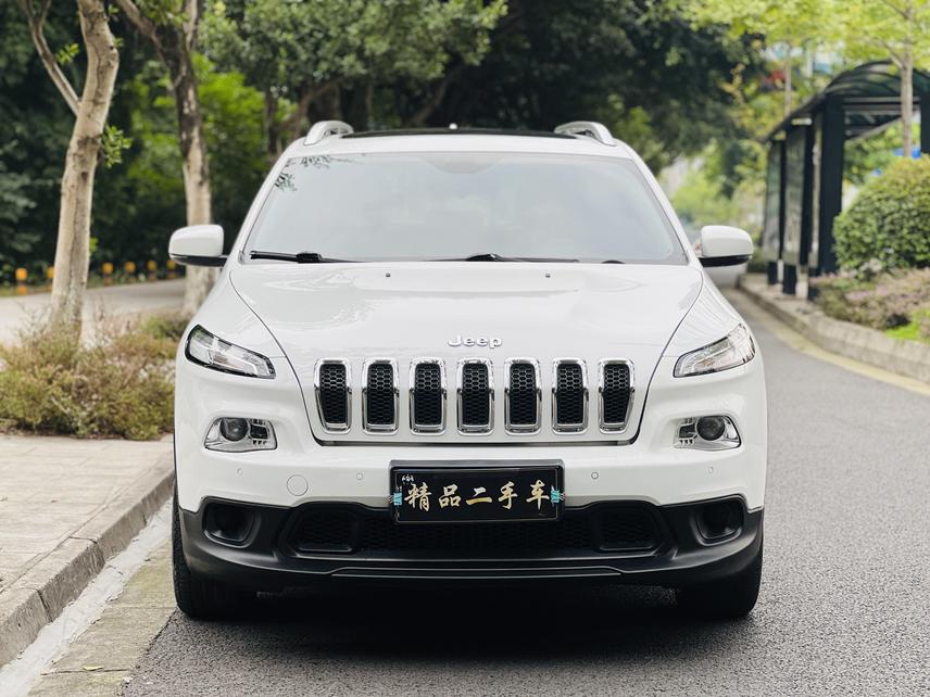 r1024183-jeep-cherokee-2017_0