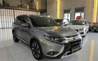 r1024195-mitsubishi-outlander-2019_0