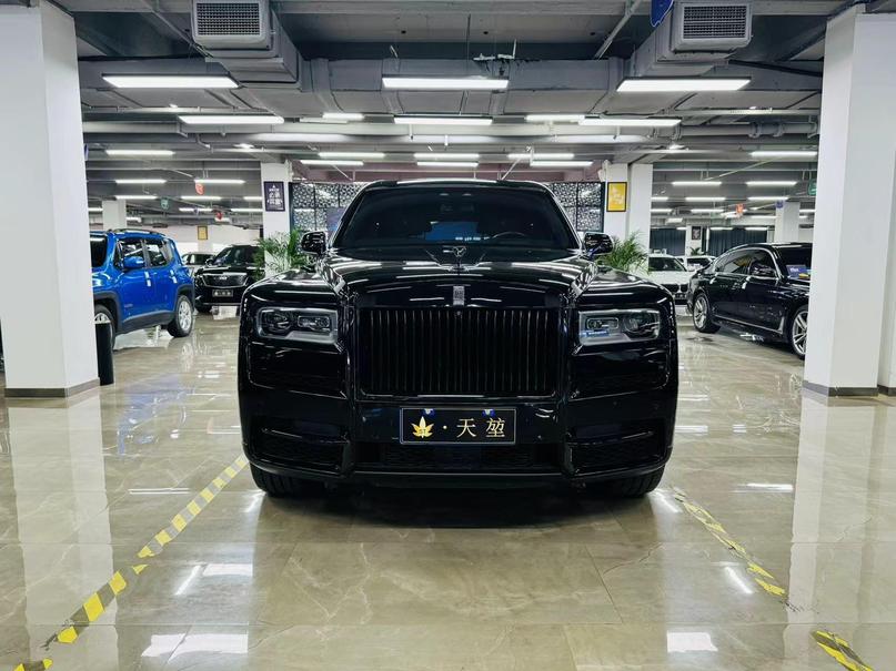 r1024349-rolls-royce-cullinan-2019_0