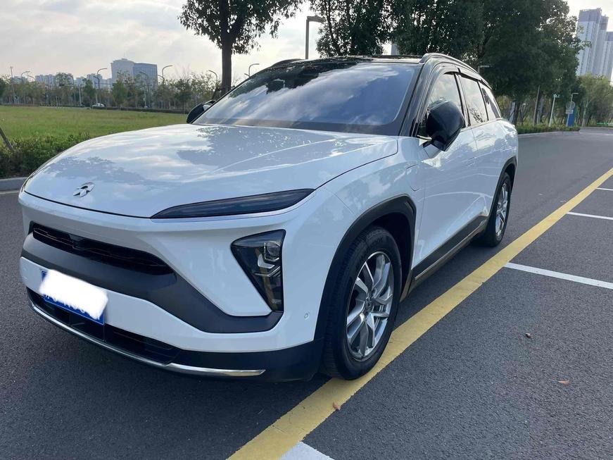 NIO NIO ES6 в цвете и кузовом – это идеальный выбор среди китайских автомобилей. Доступная цена и надежность гарантированы.