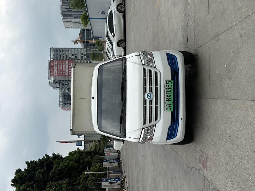 Ruichi Ruichi EVEV EC31 в цвете и кузовом – это идеальный выбор среди китайских автомобилей. Доступная цена и надежность гарантированы.