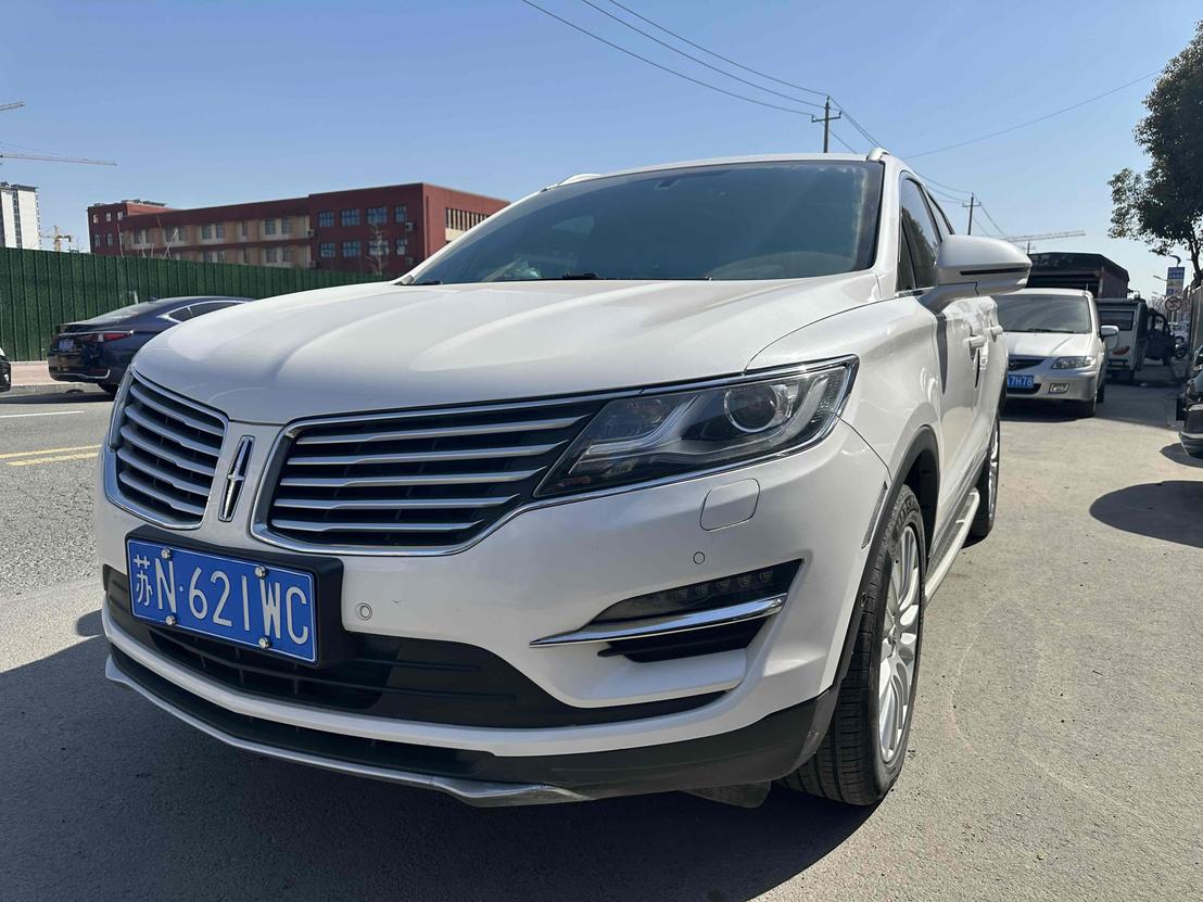 Lincoln Lincoln MKC в цвете и кузовом – это идеальный выбор среди китайских автомобилей. Доступная цена и надежность гарантированы.