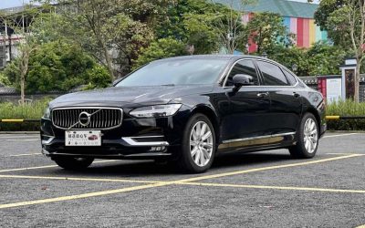 Volvo volvo XC40 recharge в цвете и кузовом – это идеальный выбор среди китайских автомобилей. Доступная цена и надежность гарантированы.