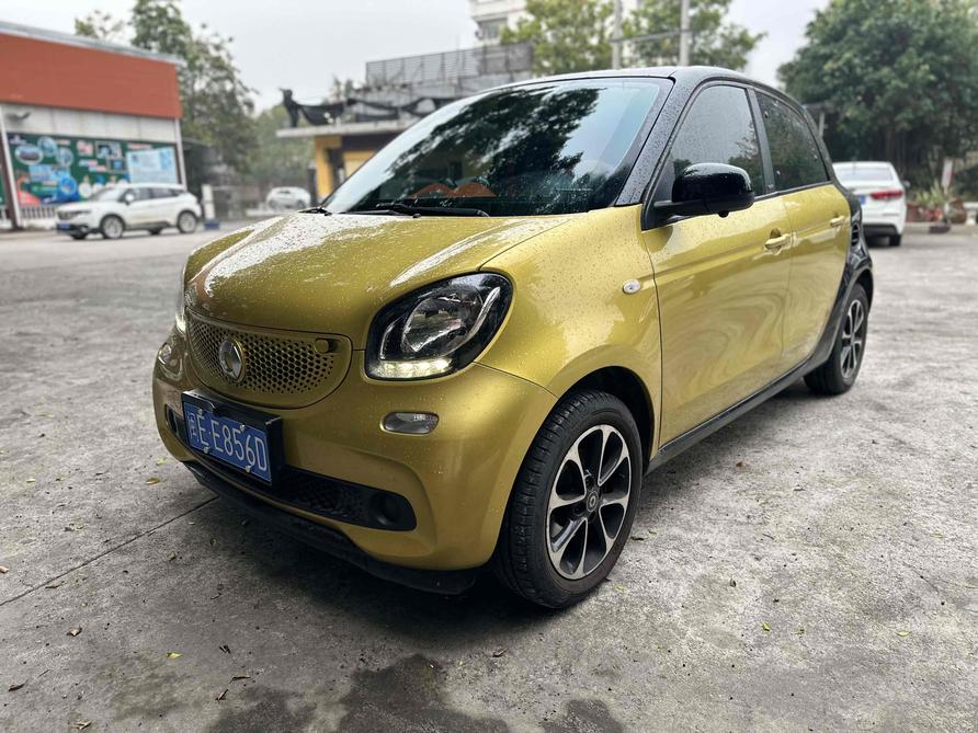 r1024456-smart-forfour-2017_0