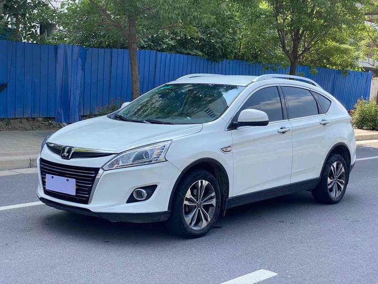 Luxgen Luxgen U6 SUV в цвете и кузовом – это идеальный выбор среди китайских автомобилей. Доступная цена и надежность гарантированы.