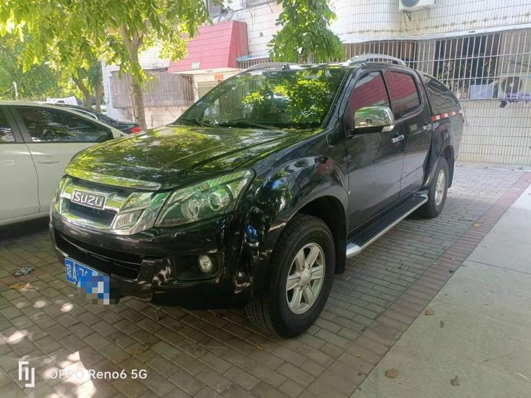 Isuzu ISUZU D-MAX в цвете и кузовом – это идеальный выбор среди китайских автомобилей. Доступная цена и надежность гарантированы.