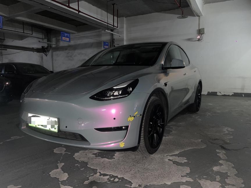 Tesla Tesla Model Y в цвете и кузовом – это идеальный выбор среди китайских автомобилей. Доступная цена и надежность гарантированы.
