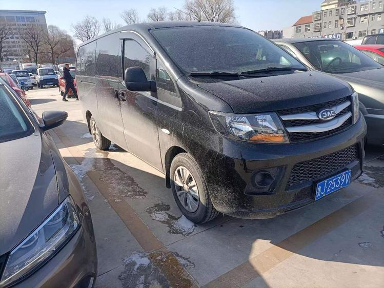 JAC Refine JAC Refine M3 в цвете и кузовом – это идеальный выбор среди китайских автомобилей. Доступная цена и надежность гарантированы.