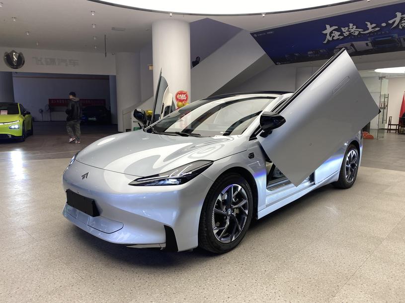 Hyptec Hyptec GT в цвете и кузовом – это идеальный выбор среди китайских автомобилей. Доступная цена и надежность гарантированы.