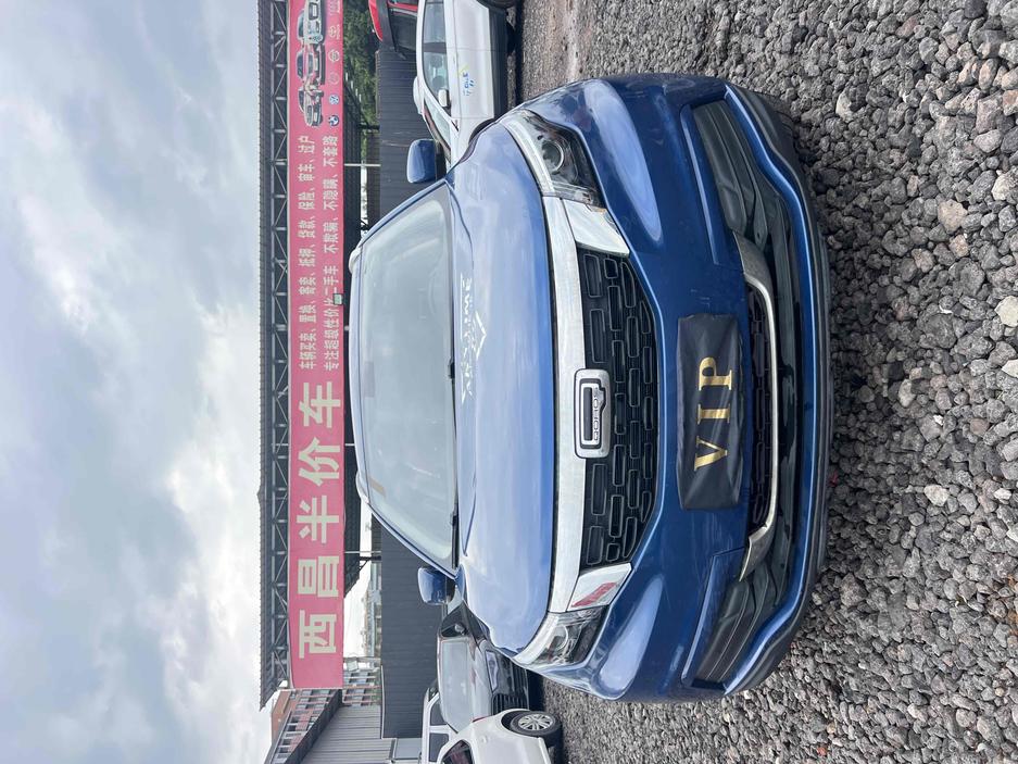 Qoros Qoros 5 в цвете и кузовом – это идеальный выбор среди китайских автомобилей. Доступная цена и надежность гарантированы.