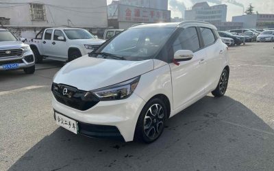r1024683-jmev-yizhi-ev3-2019_0
