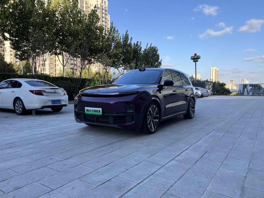 Li Auto LI L9 в цвете и кузовом – это идеальный выбор среди китайских автомобилей. Доступная цена и надежность гарантированы.