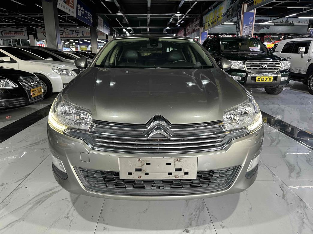 Citroen Citroen C5 в цвете и кузовом – это идеальный выбор среди китайских автомобилей. Доступная цена и надежность гарантированы.