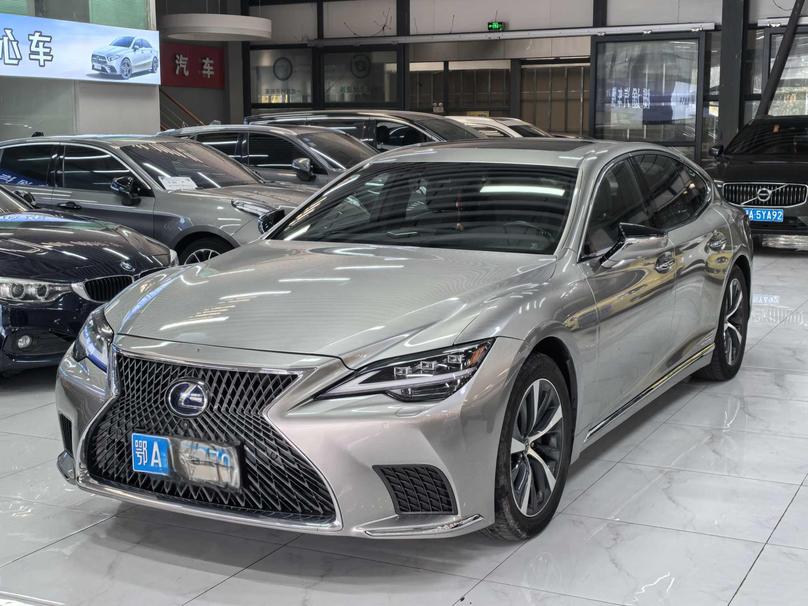 Lexus Lexus LS в цвете и кузовом – это идеальный выбор среди китайских автомобилей. Доступная цена и надежность гарантированы.