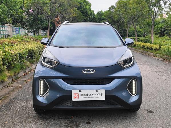 Chery EV Chery EV Little Ant в цвете и кузовом – это идеальный выбор среди китайских автомобилей. Доступная цена и надежность гарантированы.