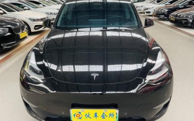 r1024738-tesla-model-y-2022_0