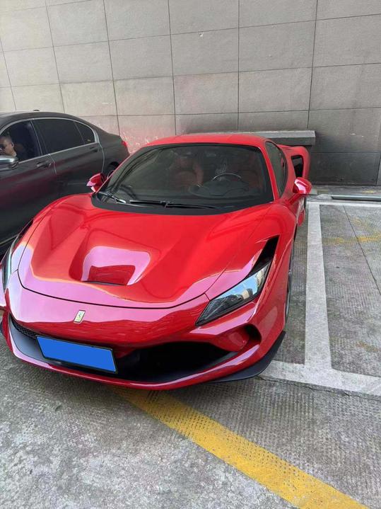r1024747-ferrari-f8-2021_0