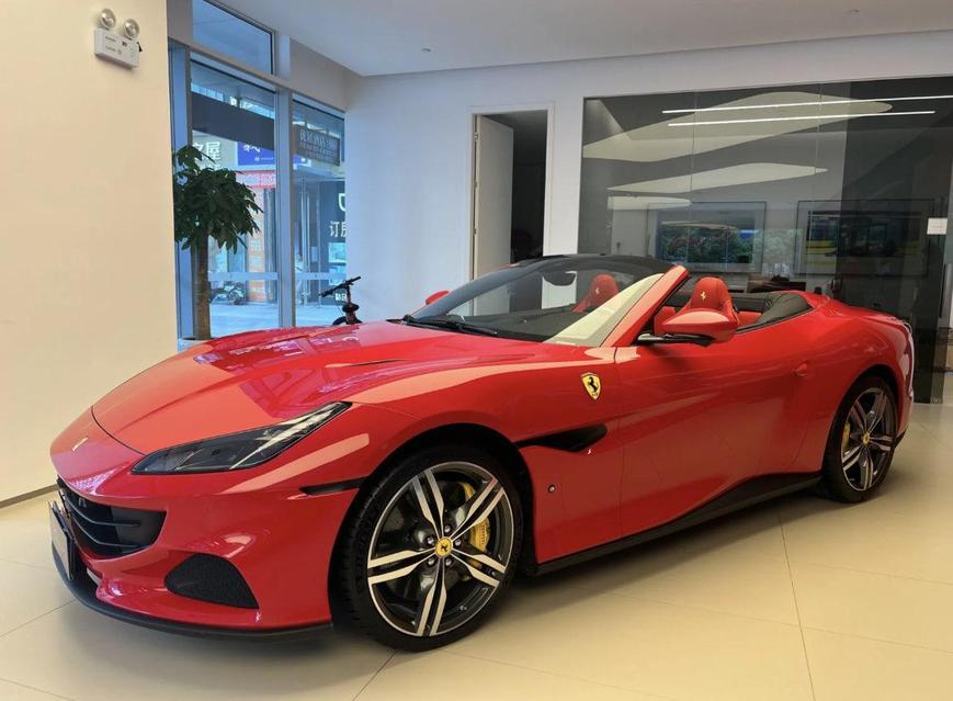 Ferrari Ferrari Portofino в цвете и кузовом – это идеальный выбор среди китайских автомобилей. Доступная цена и надежность гарантированы.