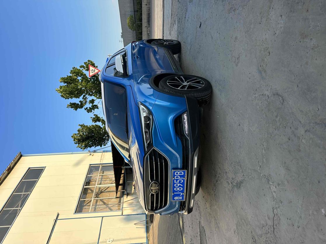 Bestune Bestune X40 в цвете и кузовом – это идеальный выбор среди китайских автомобилей. Доступная цена и надежность гарантированы.