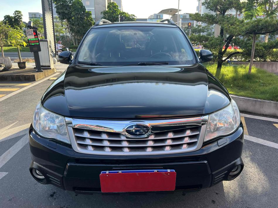 Subaru Subaru Forester в цвете и кузовом – это идеальный выбор среди китайских автомобилей. Доступная цена и надежность гарантированы.