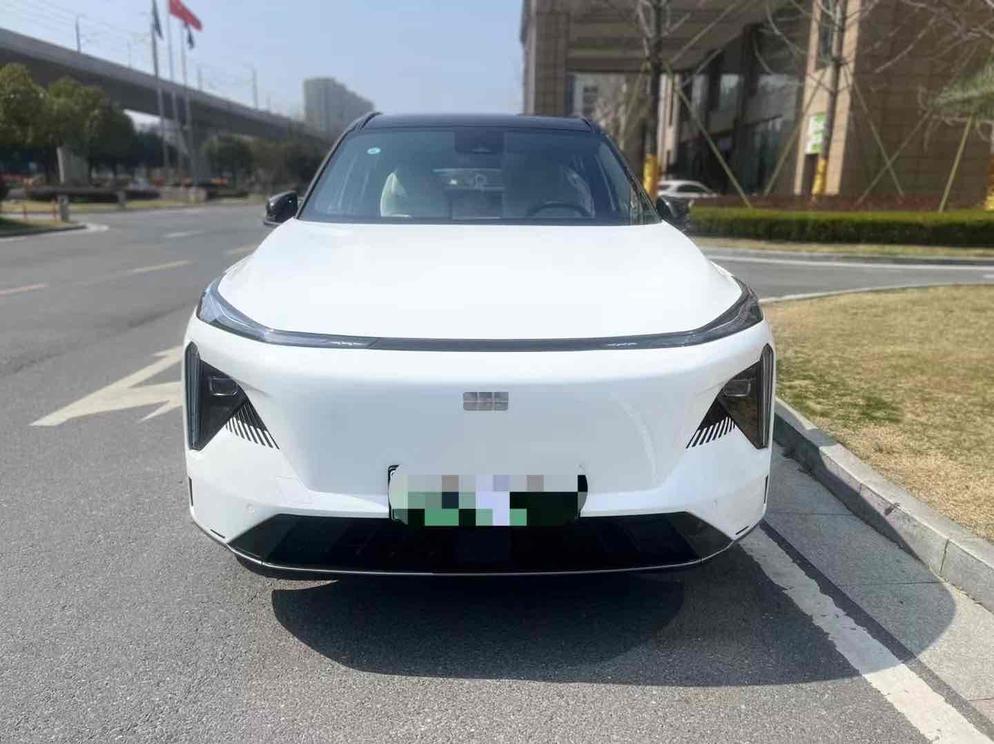Geely Galaxy Galaxy L7 в цвете и кузовом – это идеальный выбор среди китайских автомобилей. Доступная цена и надежность гарантированы.