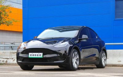 Tesla Tesla Model 3 в цвете и кузовом – это идеальный выбор среди китайских автомобилей. Доступная цена и надежность гарантированы.