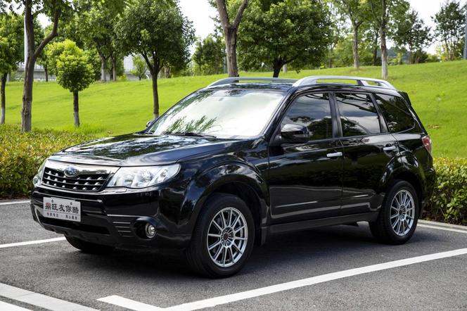 4WD 4WD в цвете 4WD и кузовом 4WD – это идеальный выбор среди китайских автомобилей. Доступная цена и надежность гарантированы.